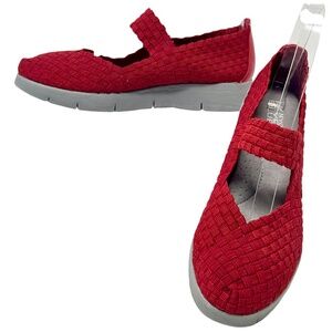 Canyon River Blues women's red woven stretch Mary Jane slip-on size 7